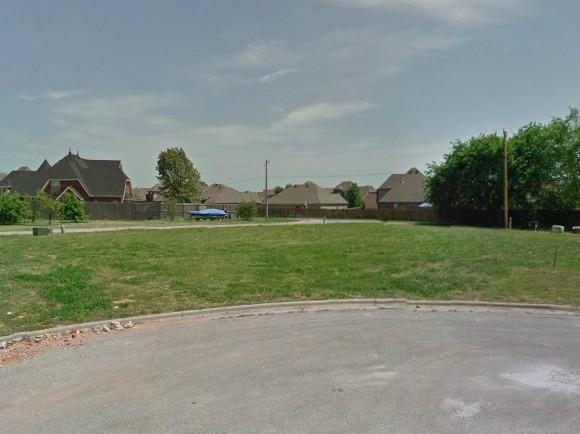 Great little building lot in growing West Rogers just minutes to I49 and the Pinnacle Area. Subdivision is designed for "row houses" - long, skinny lot with rear load garage.