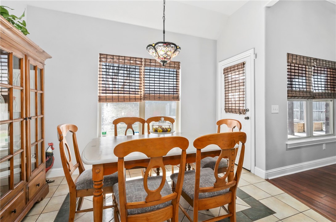 Perry Place Rogers - Residential