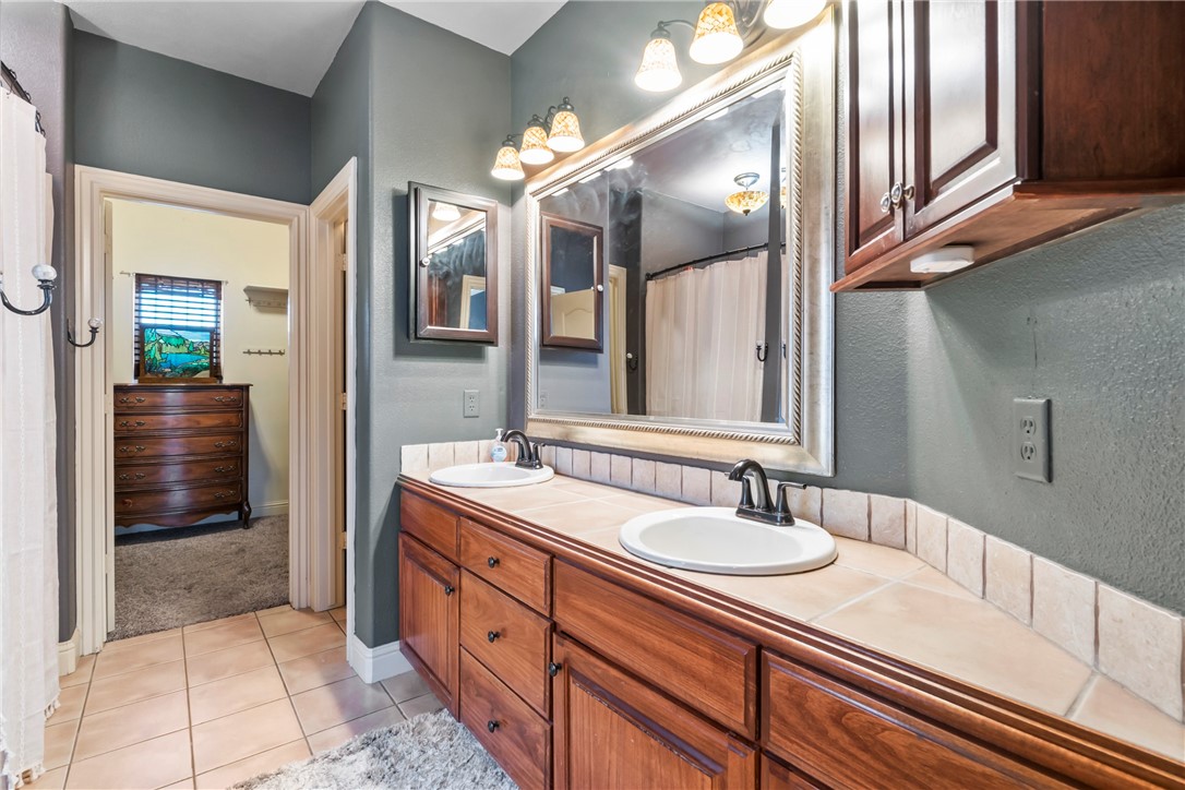 Perry Place Rogers - Residential