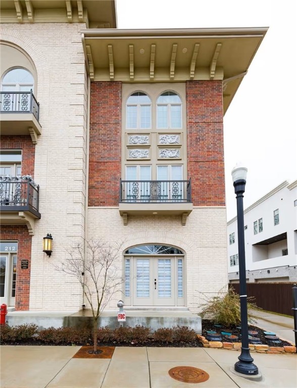 American Flats - Residential Lease