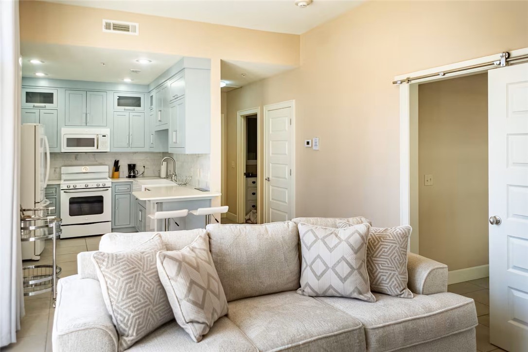 American Flats - Residential Lease