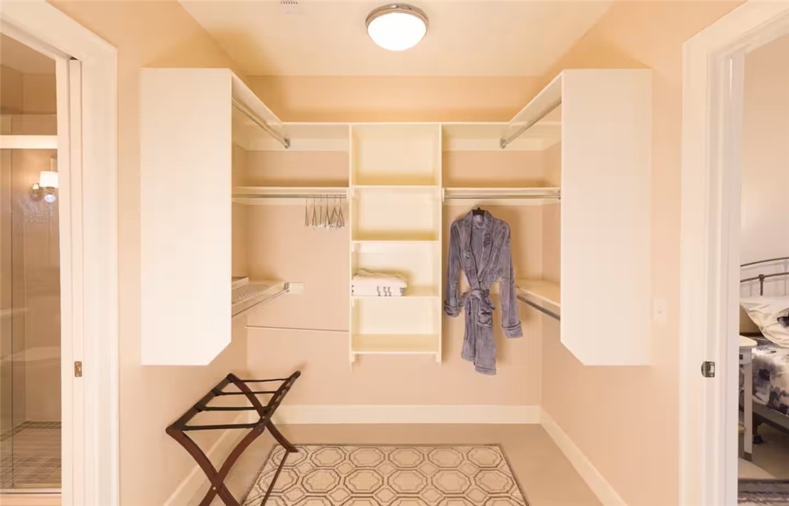 American Flats - Residential Lease