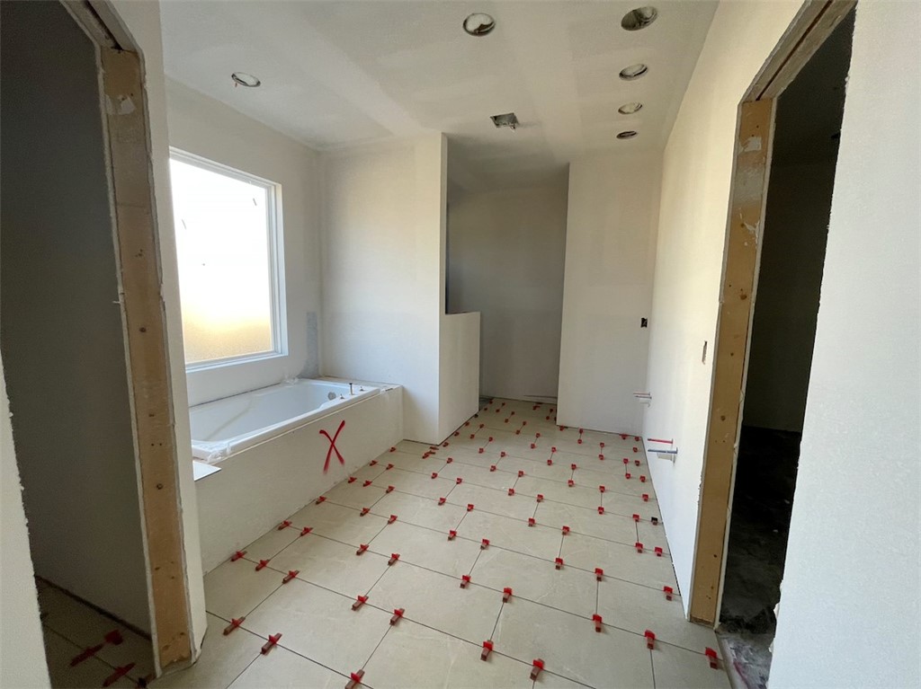 24-19-32 Highfill - Residential