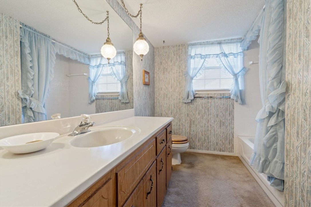 Turtle Creek Place Unit 2 Rogers - Residential