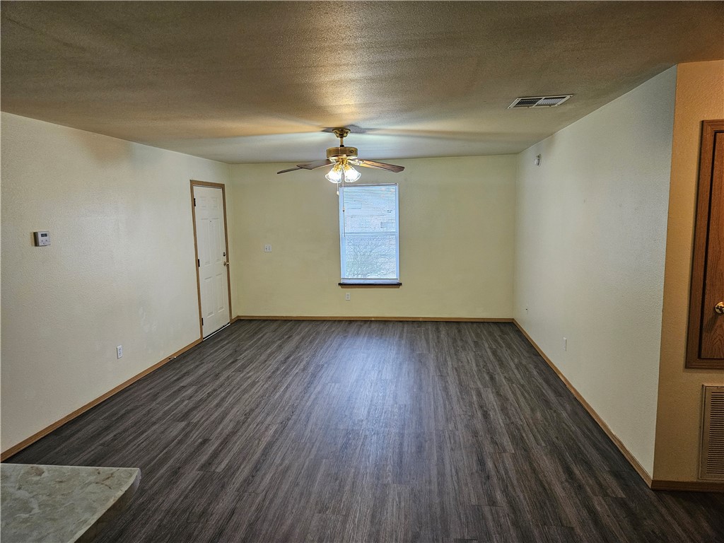 WOMACKS ADD-CENTERTON - Residential Lease