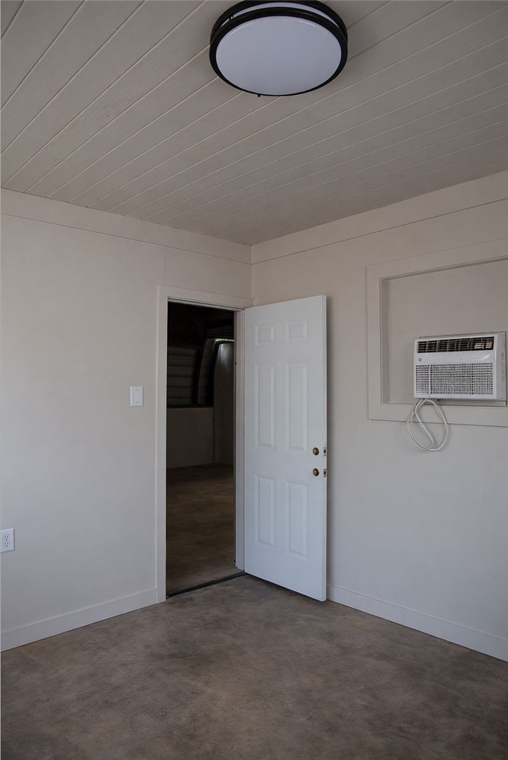 Ferguson Add - Commercial Lease