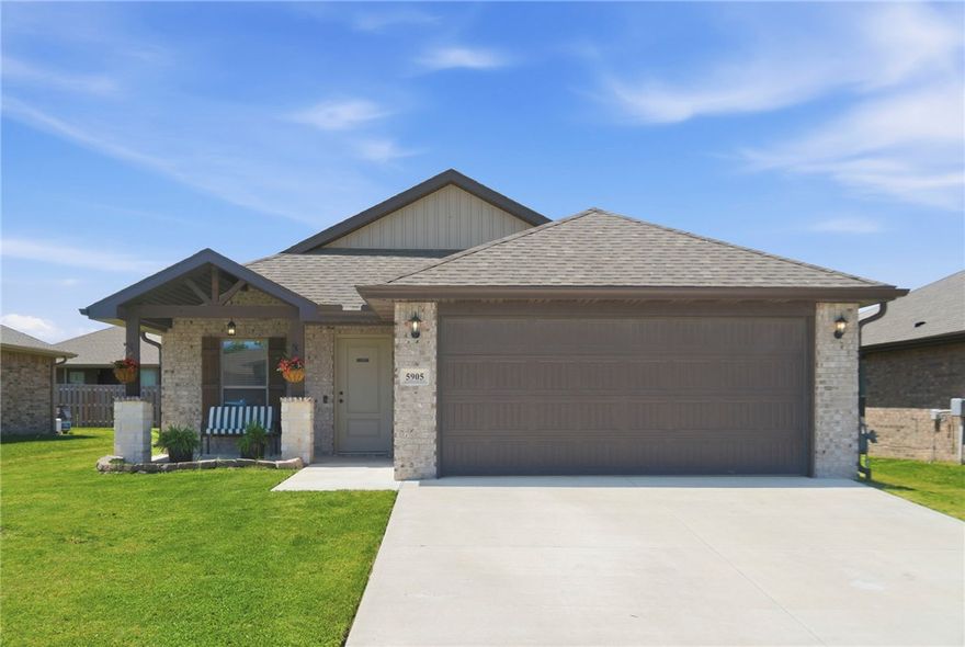 Located just minutes from XNA airport, this beautiful, well-maintained Bentonville home offers the perfect blend of comfort, convenience, and modern style. Step inside to an inviting open concept floor plan. The spacious living area flows seamlessly into the kitchen and eat-in dining space, offering the perfect set up for everyday living and entertaining. Outside, the well landscaped yard adds exceptional curb appeal with a wonderful front porch for relaxing. From the immaculate interior to the well landscaped and kept exterior, this home is move-in ready.