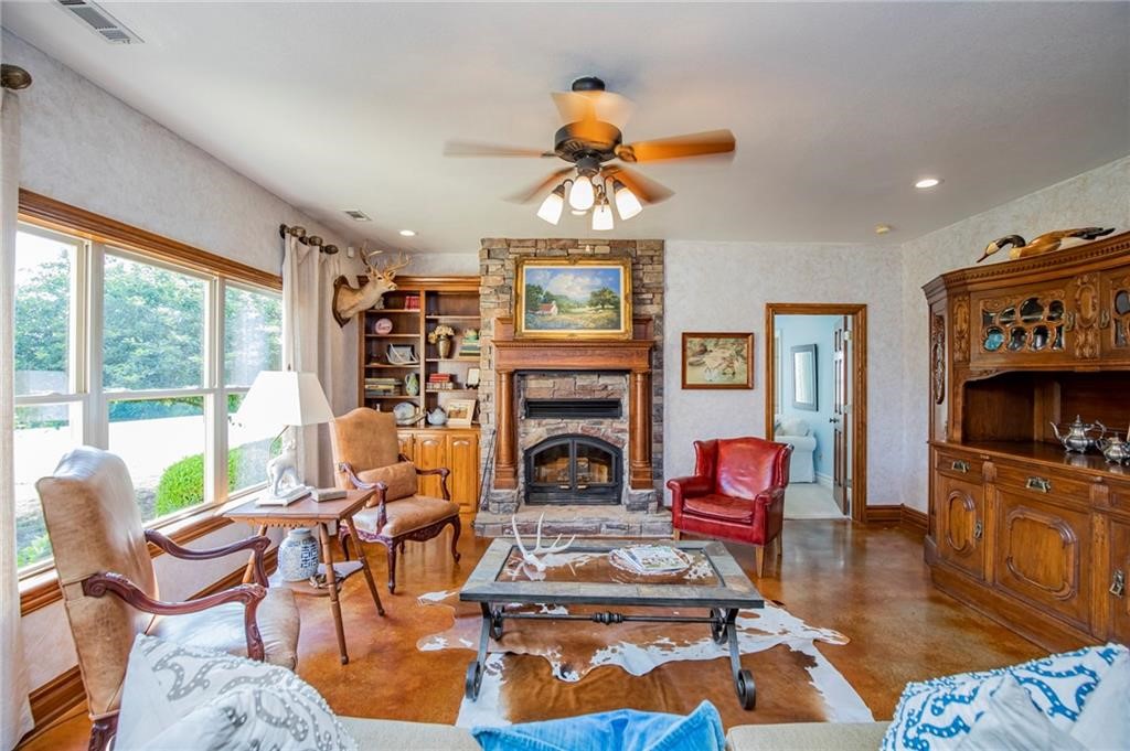 32-15-31 - Residential