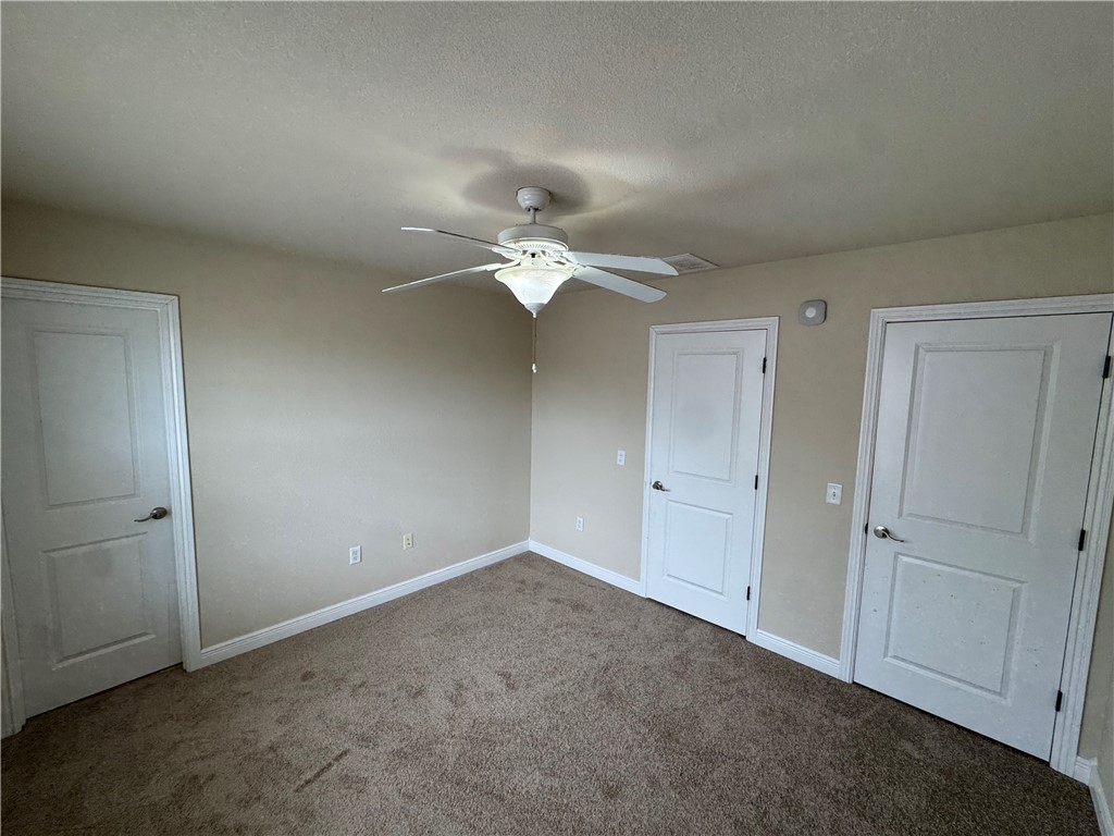 Lyndal Heights Ph 4 Bentonville - Residential Lease