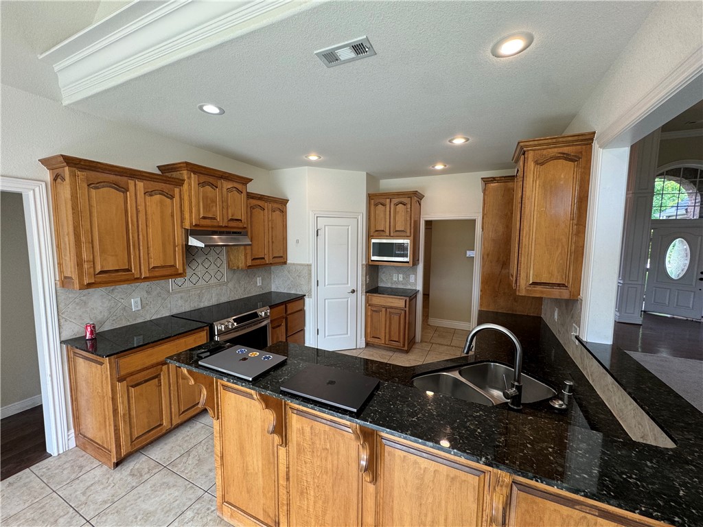 Lyndal Heights Ph 4 Bentonville - Residential Lease