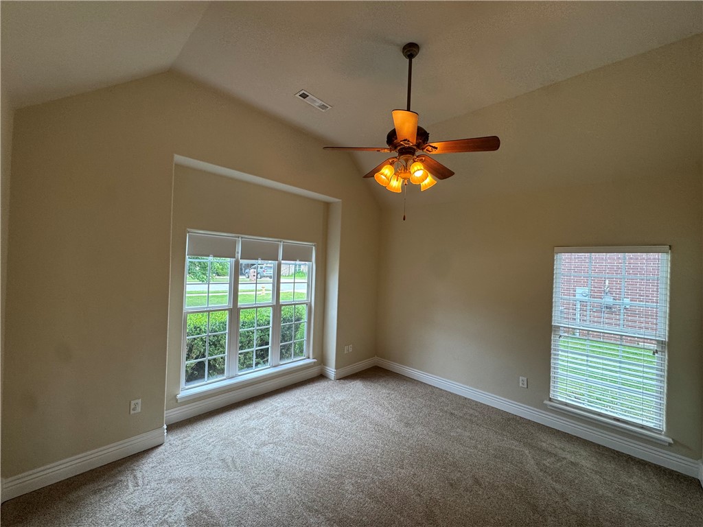 Lyndal Heights Ph 4 Bentonville - Residential Lease