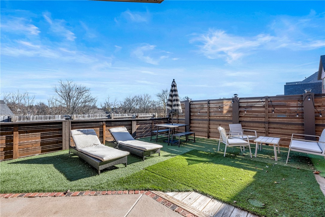 Pinnacle Gardens Sub Rogers - Residential