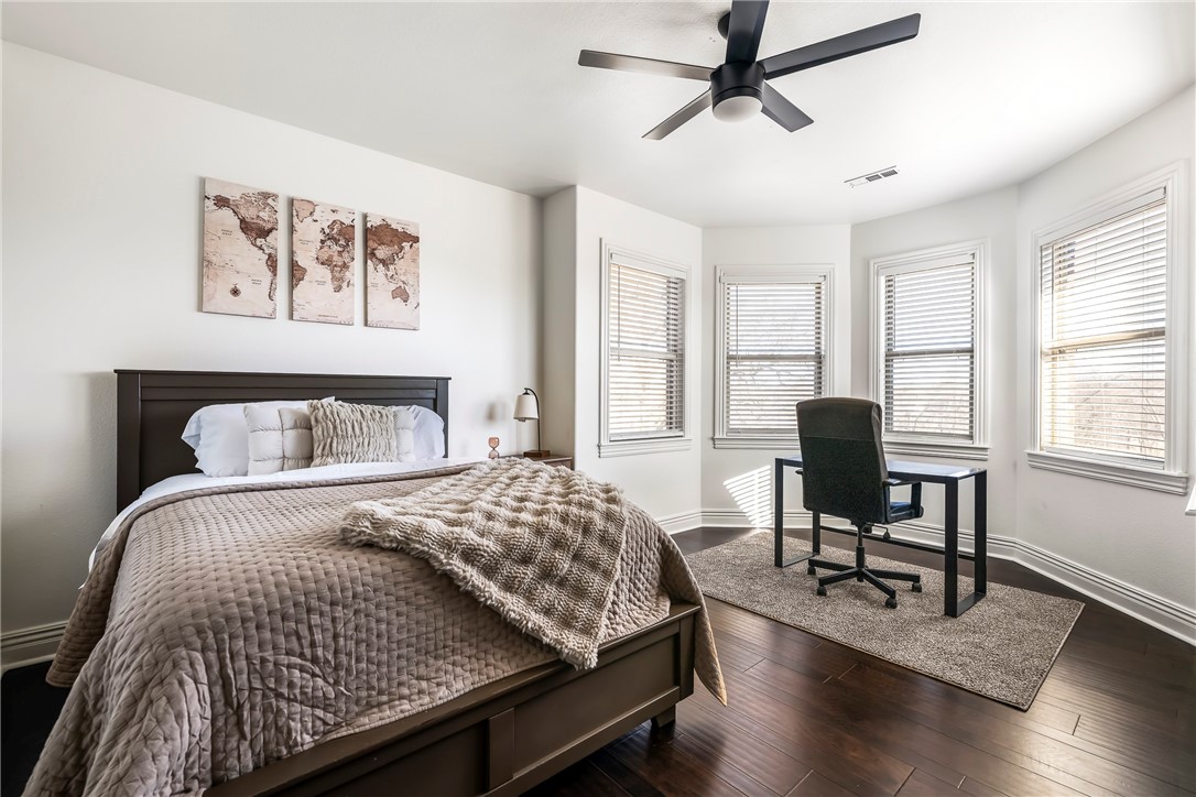 Pinnacle Gardens Sub Rogers - Residential