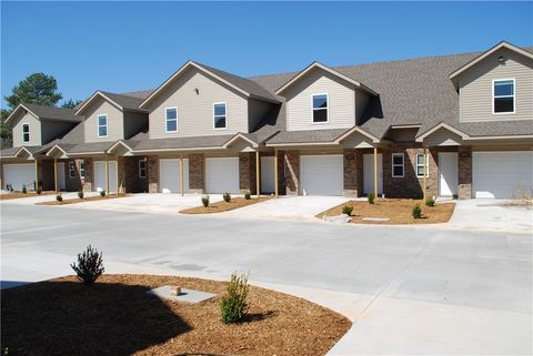 2800-2811 Mockingbird Lane Rogers AR 72756