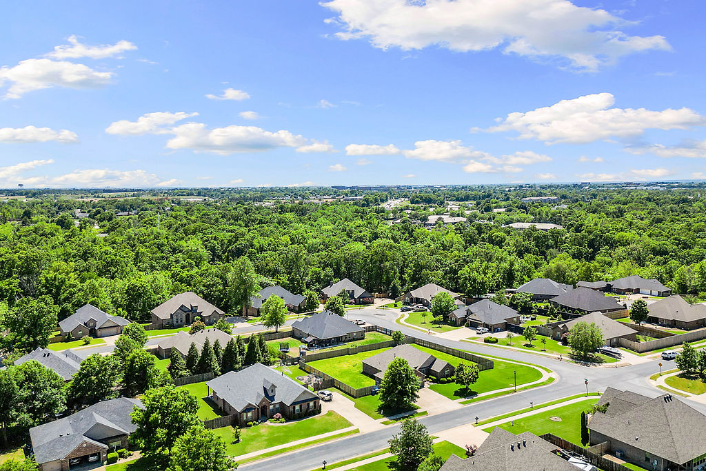 Oakbrooke Sub Ph 1 Bentonville - Residential