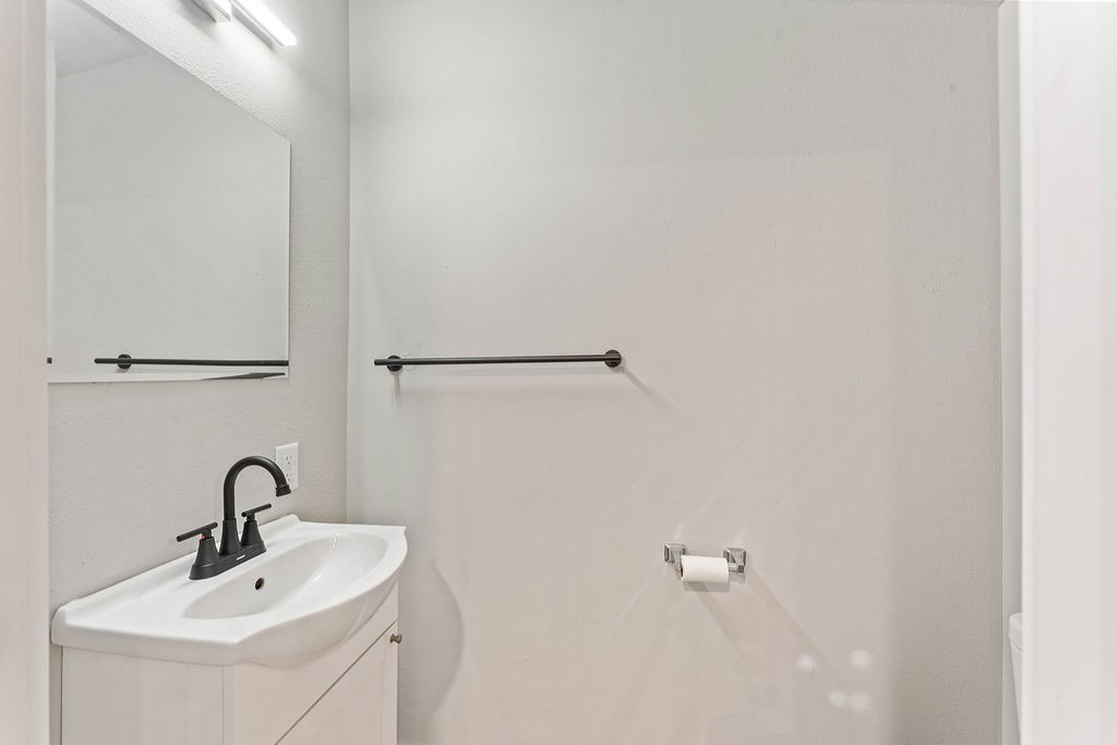 Avondale Sub 2-Bvv - Residential Lease