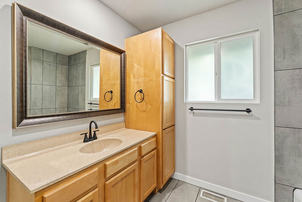 Avondale Sub 2-Bvv - Residential Lease