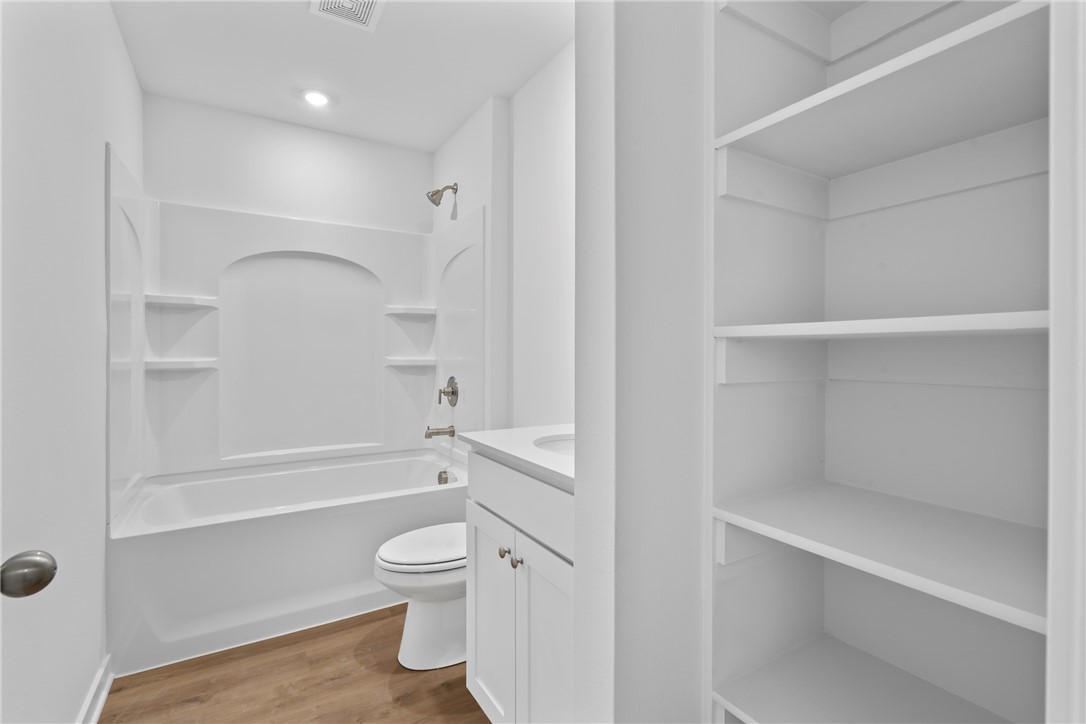 Shepherd Hills - Residential Lease