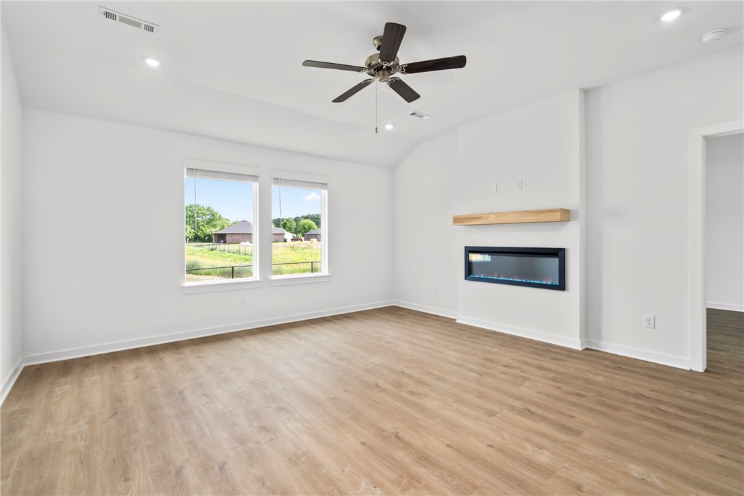 Shepherd Hills - Residential Lease