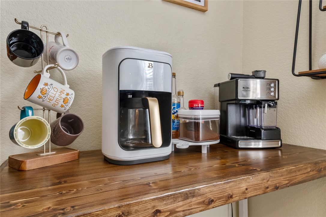 Walnut Crossing Sub - Residential Lease