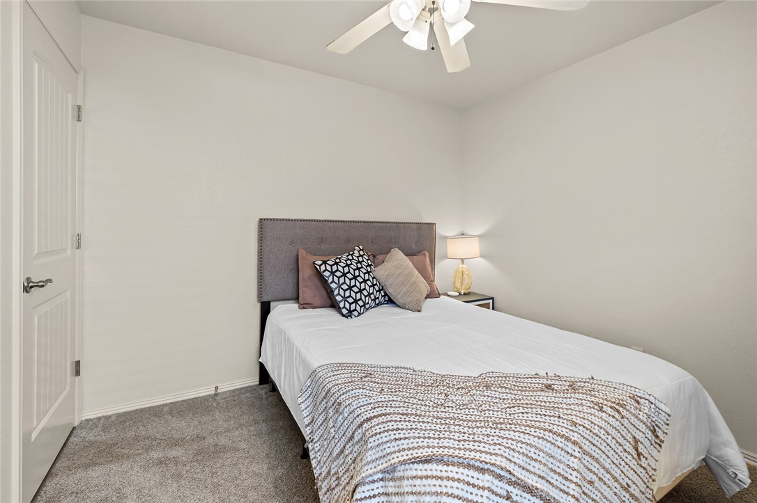 Walnut Crossing Sub - Residential Lease