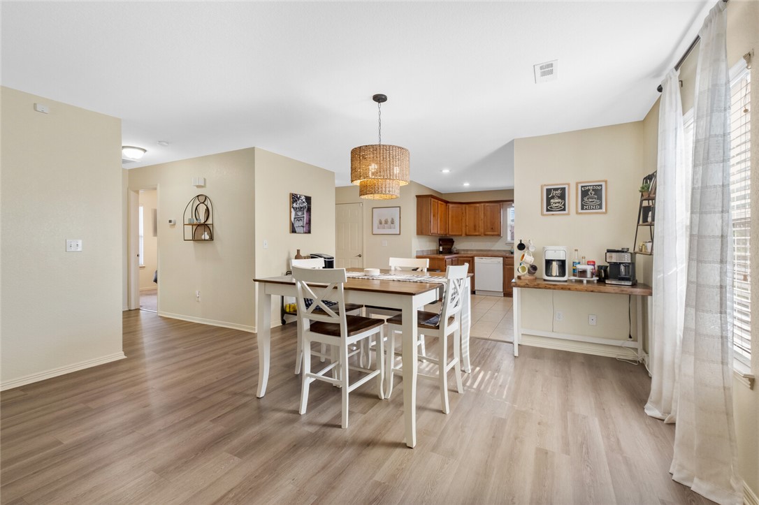 Walnut Crossing Sub - Residential Lease