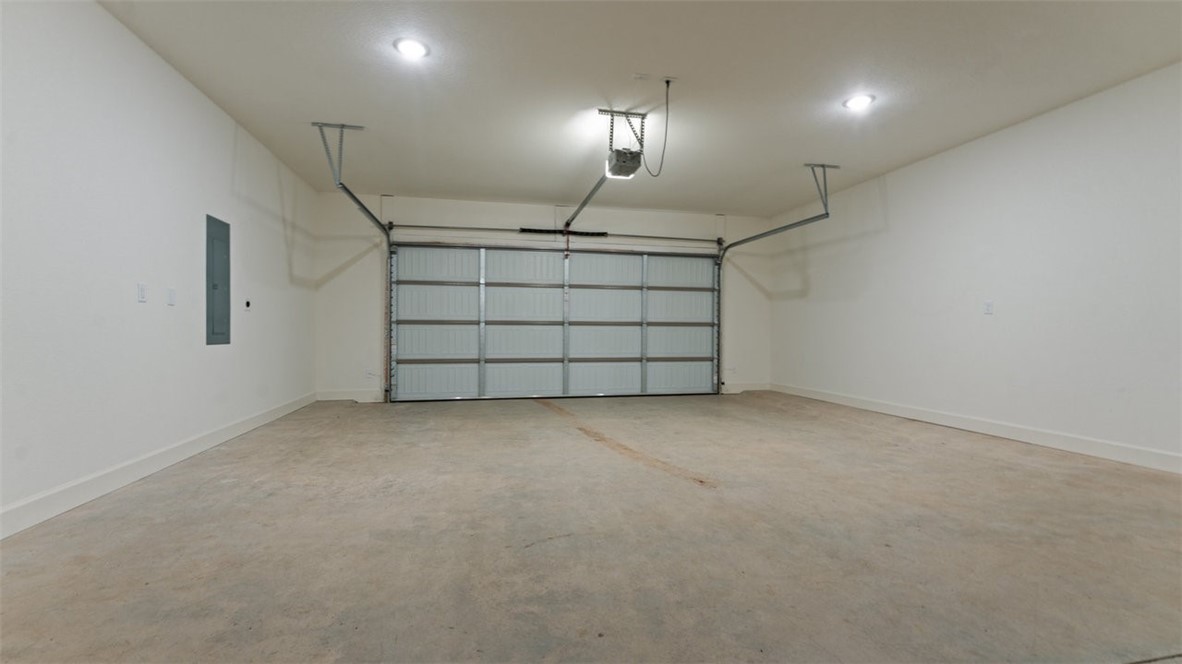 Towne West Sub Ph V - Residential Lease