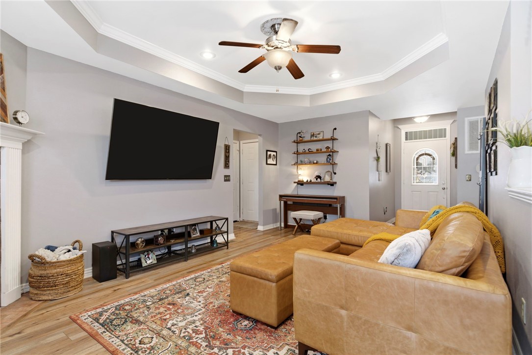 Cambridge Sub Bvv - Residential