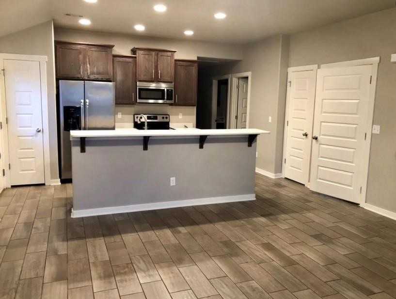 Welcome to this spacious 3 bedroom, 2 bathroom duplex located in the heart of Siloam Springs, AR. This charming unit features a large fenced-in backyard, perfect for enjoying the outdoors in privacy. With a convenient location near Siloam Schools, residents will have easy access to shopping, dining, and entertainment options. Don't miss out on this fantastic opportunity to call this duplex home! No smoking. Pets negotiable. All applicants over 18 must submit to a background and credit check.