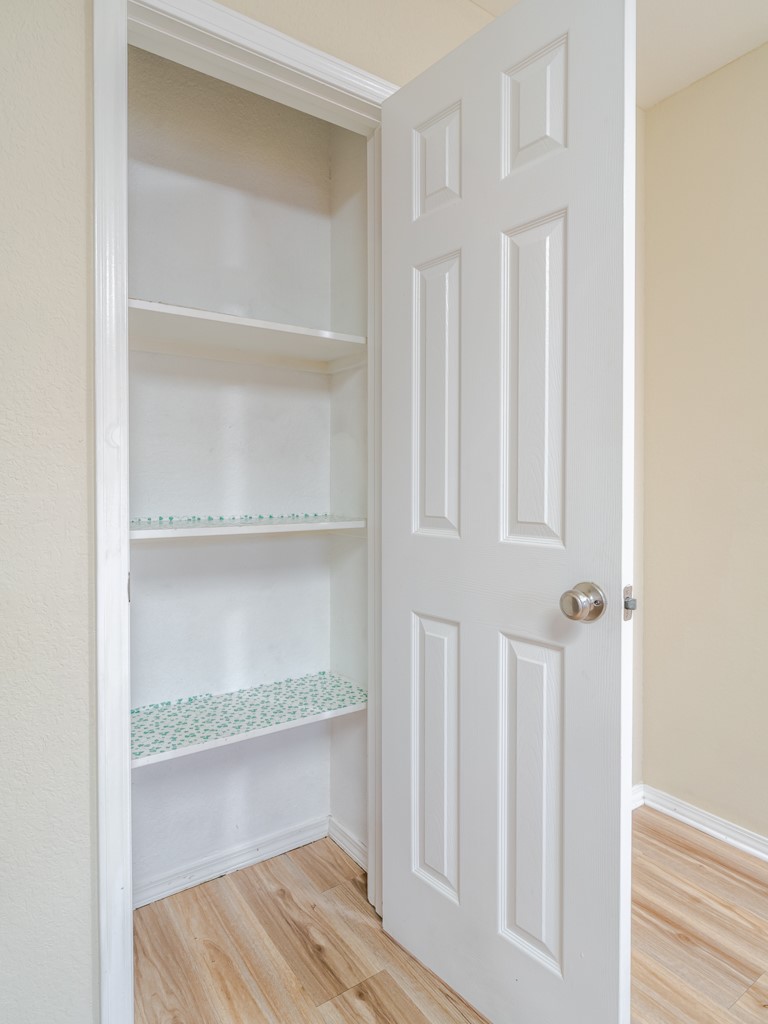 Holly Gardens Bentonville - Residential Lease