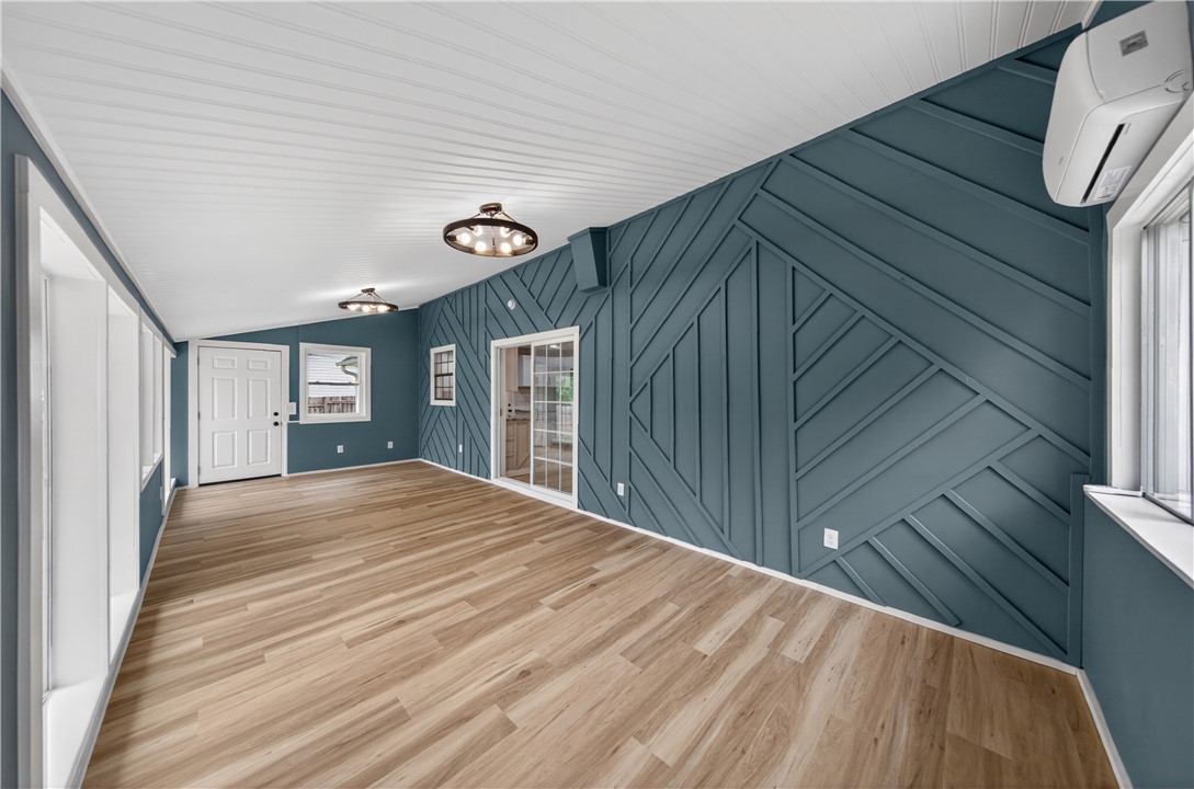 Hazel Park Sub Bentonville - Residential