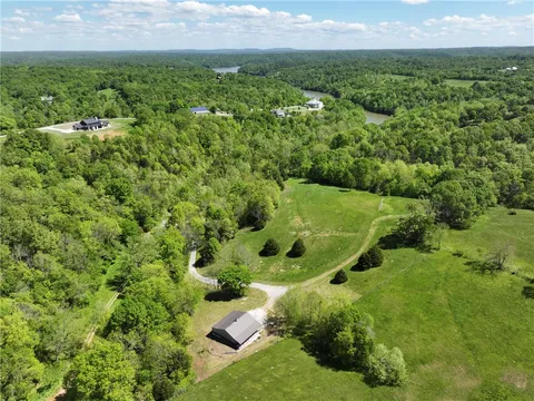 14210 Lake Point Drive, Lowell, AR 72745 - #: 1307480
