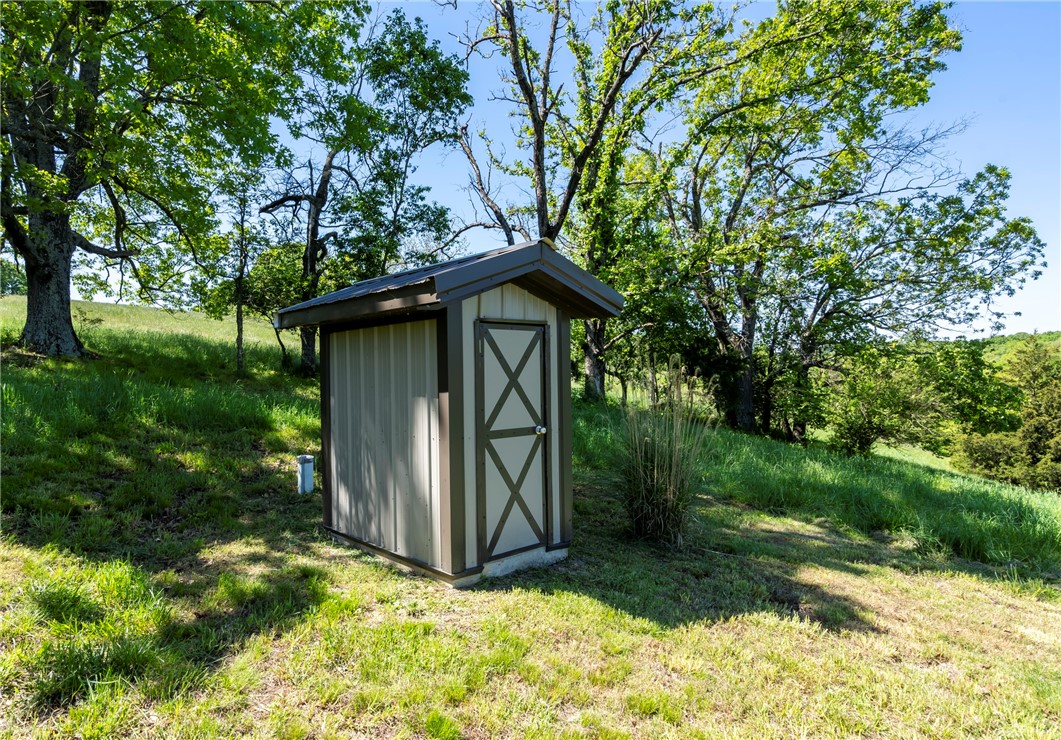 10-18-29-RURAL - Residential