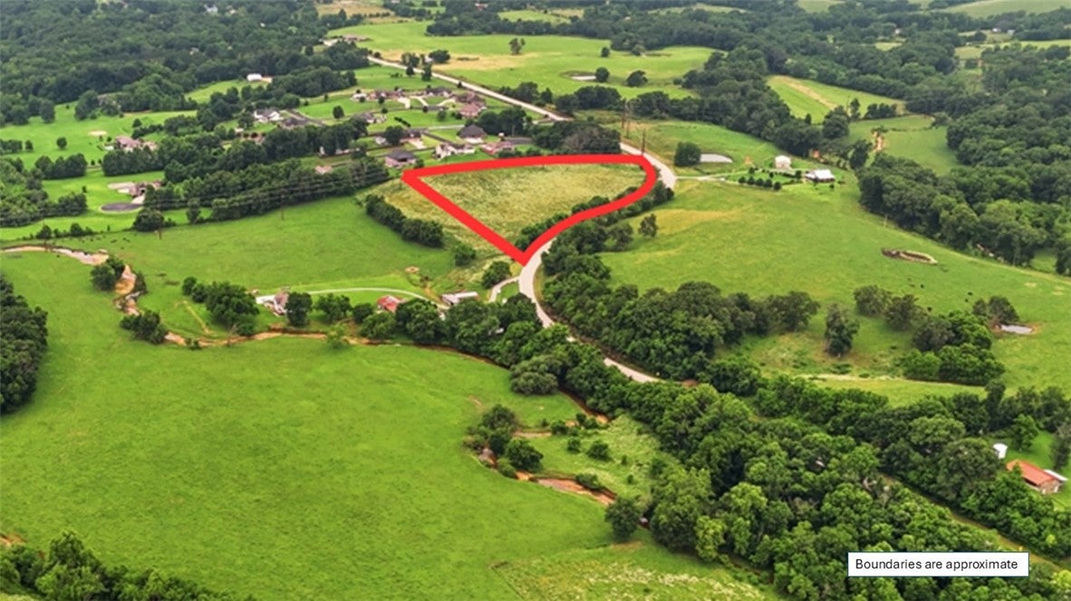 5.48 ACRES Hayden (Hwy 265) Road