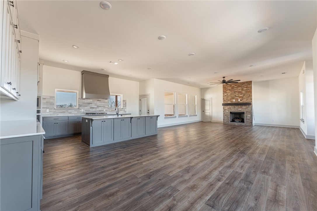 Bethel Elm - Residential