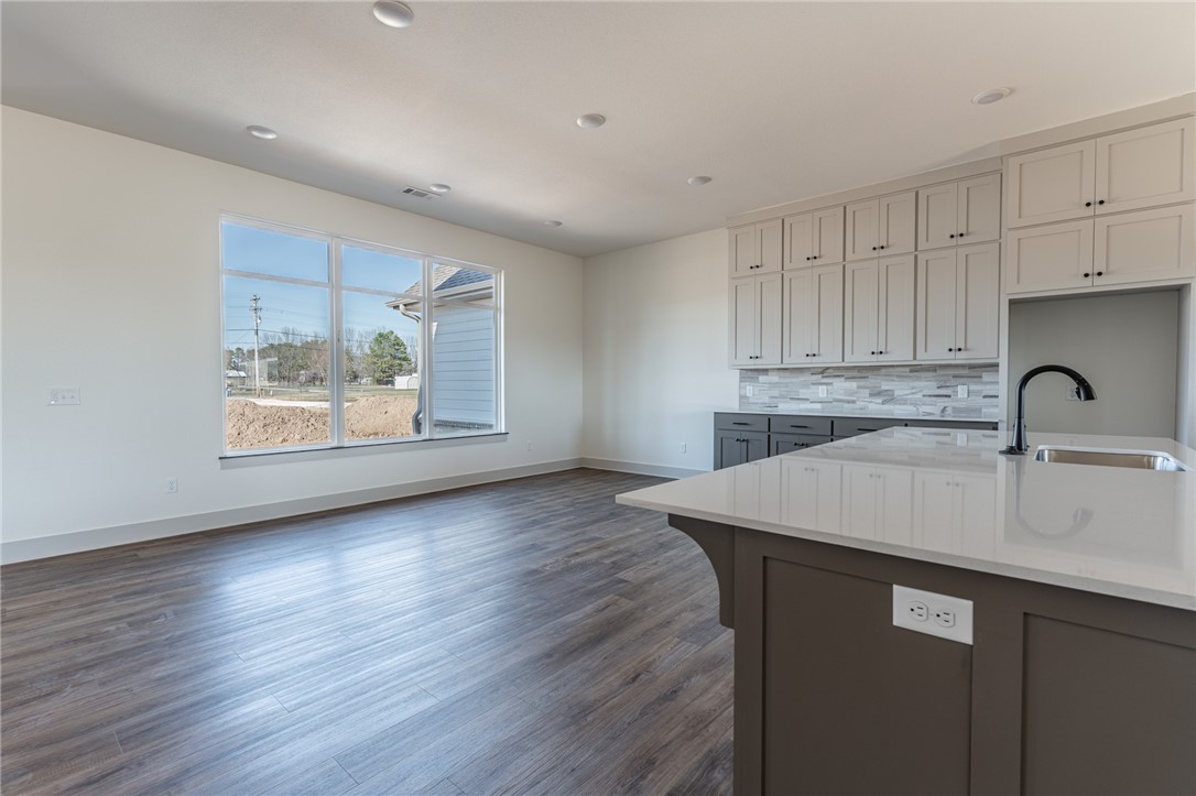Bethel Elm - Residential