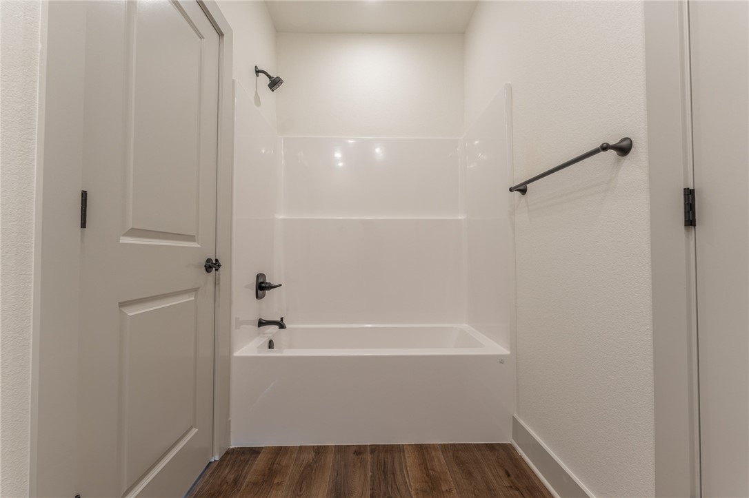 Bethel Elm - Residential