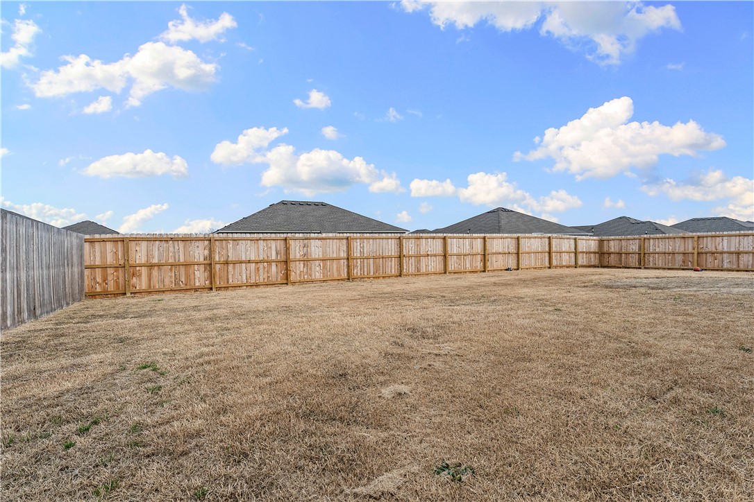 WALNUT HILL SUB PH IV-PEA RIDGE - Residential