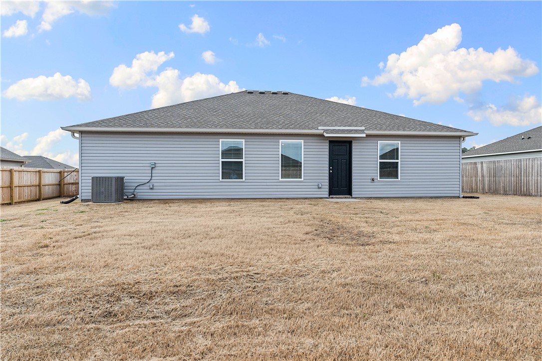 WALNUT HILL SUB PH IV-PEA RIDGE - Residential