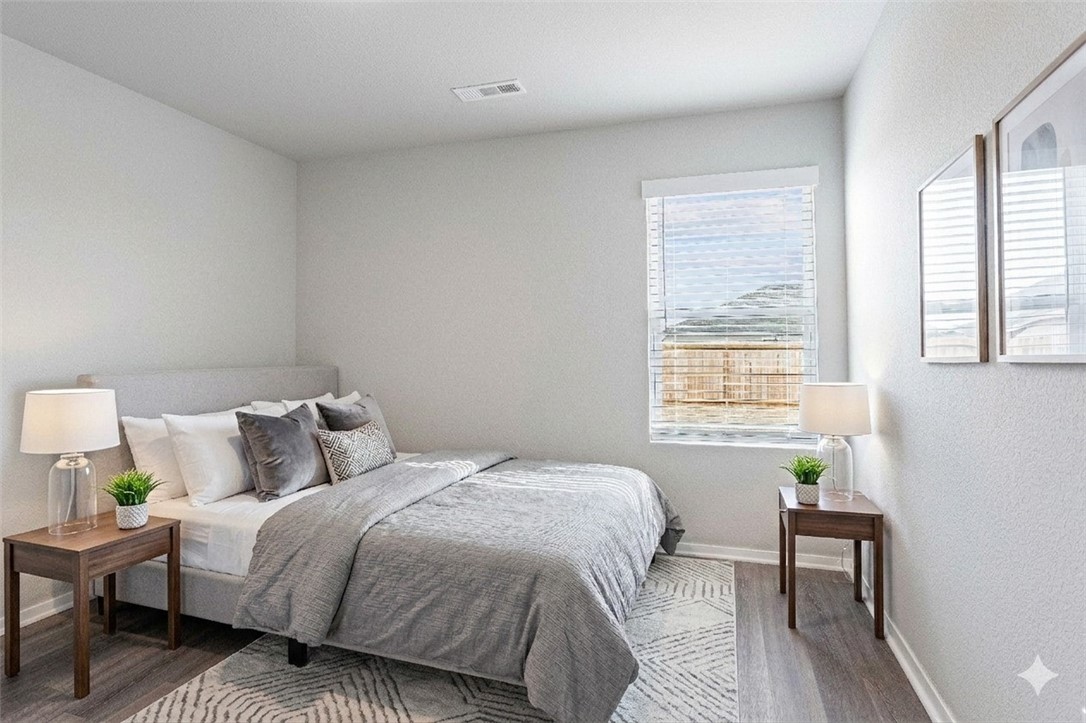 WALNUT HILL SUB PH IV-PEA RIDGE - Residential