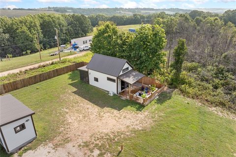 Photo of 12271 Estes Lane, Omaha, AR 72662 (MLS # 1319357) Photo of 12271 Estes Lane, Omaha, AR 72662 (MLS # 1319357)