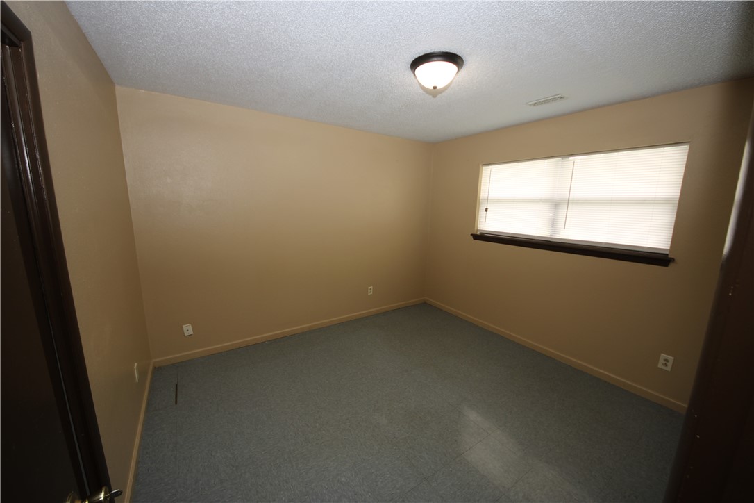 Bishop Manor Rogers - Residential