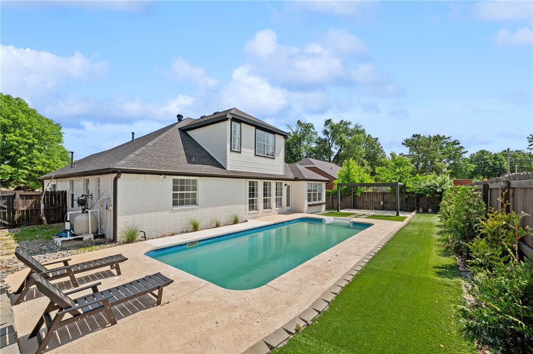 Sturbridge Sub Bentonville - Residential