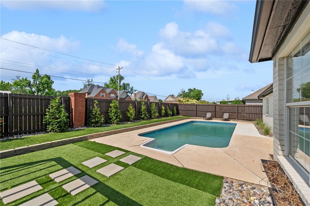 Sturbridge Sub Bentonville - Residential