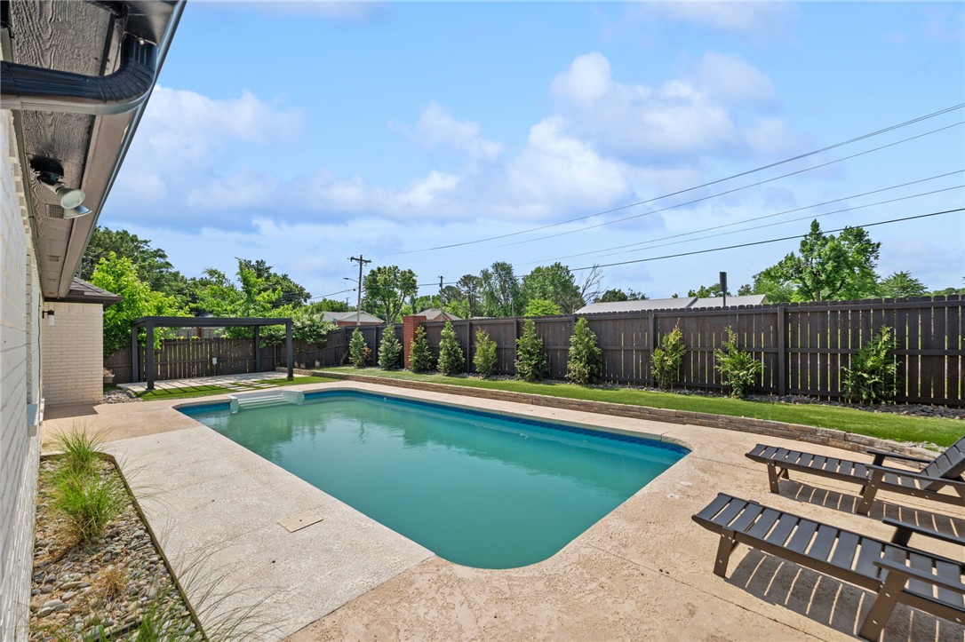 Sturbridge Sub Bentonville - Residential