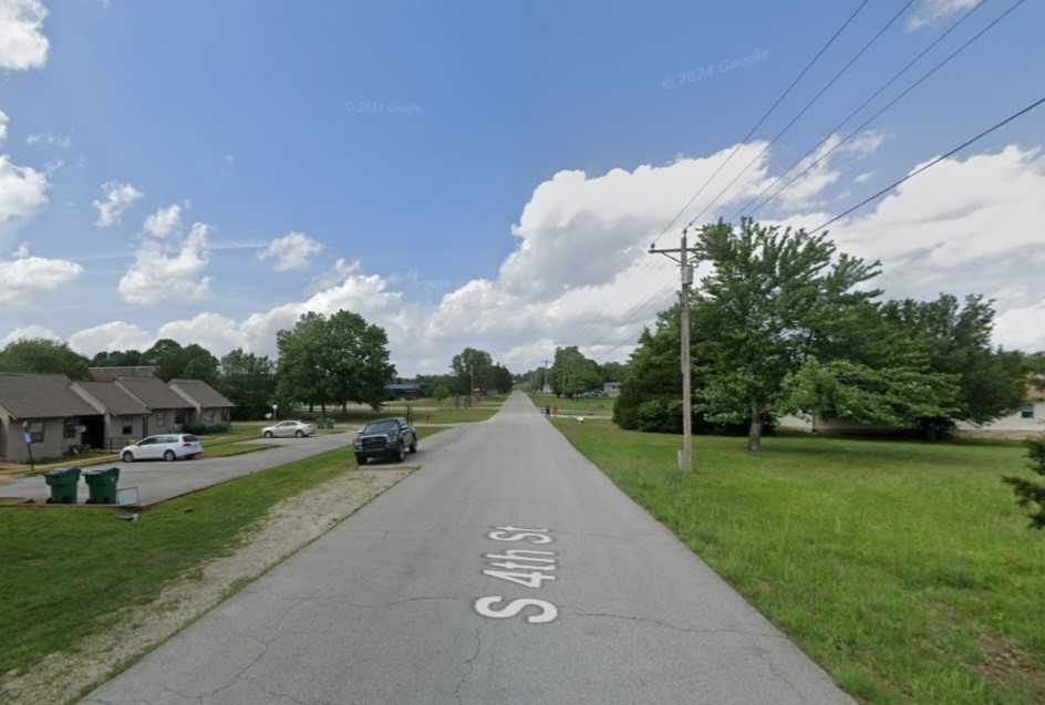 Business Center - Commercial Sale