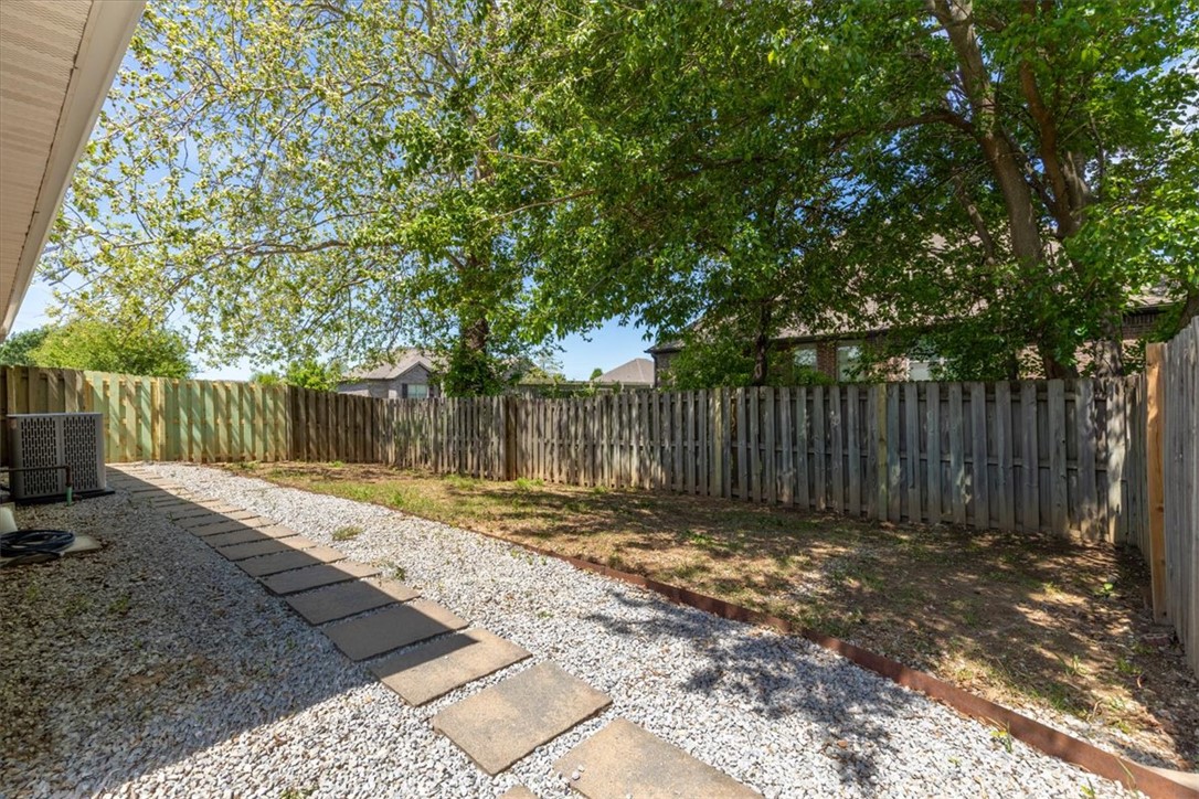 Carriage Square Sub Bentonville - Residential