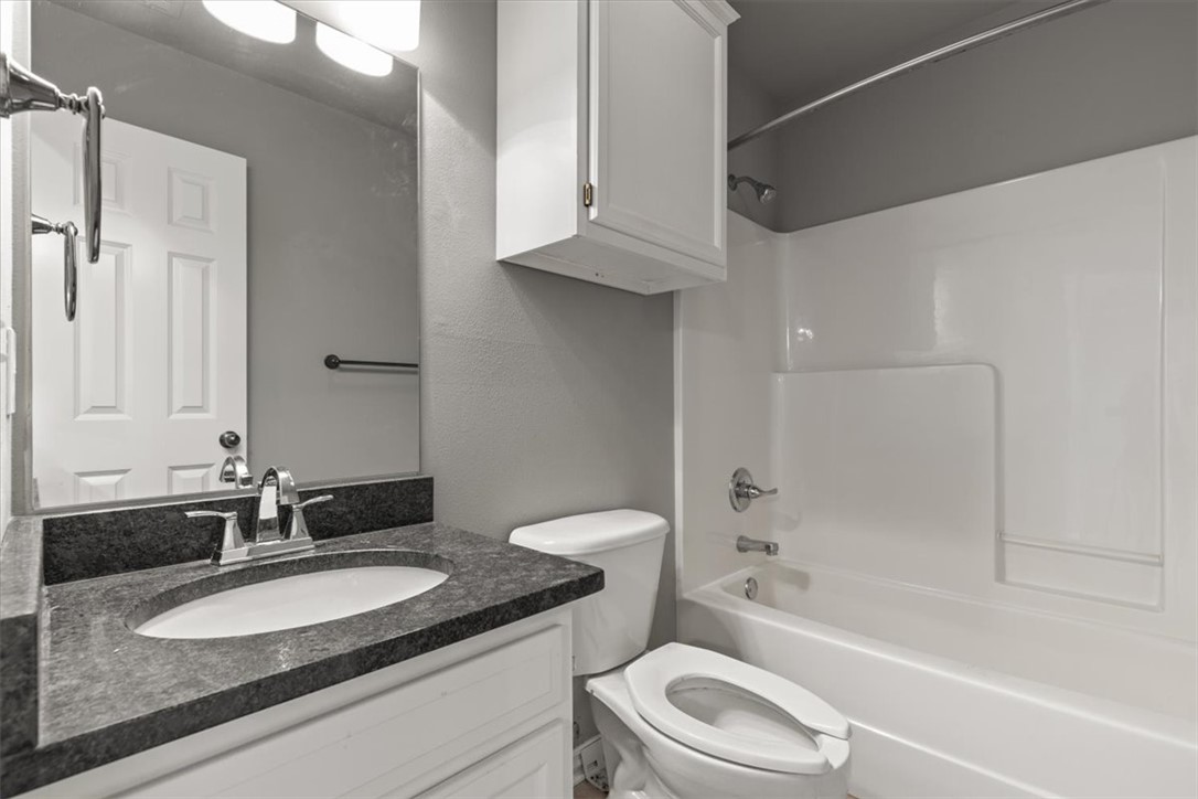 Carriage Square Sub Bentonville - Residential