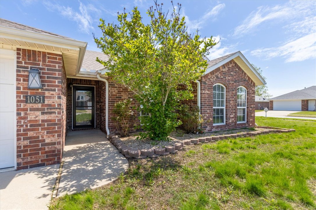 Carriage Square Sub Bentonville - Residential