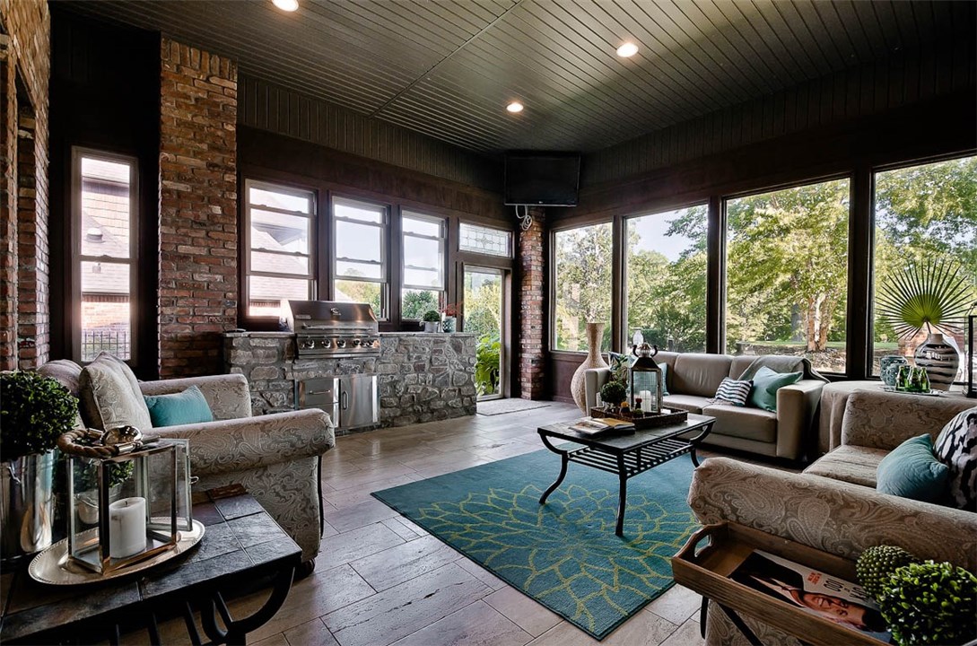 Shadow Valley PUD Ph Vii Rogers - Residential